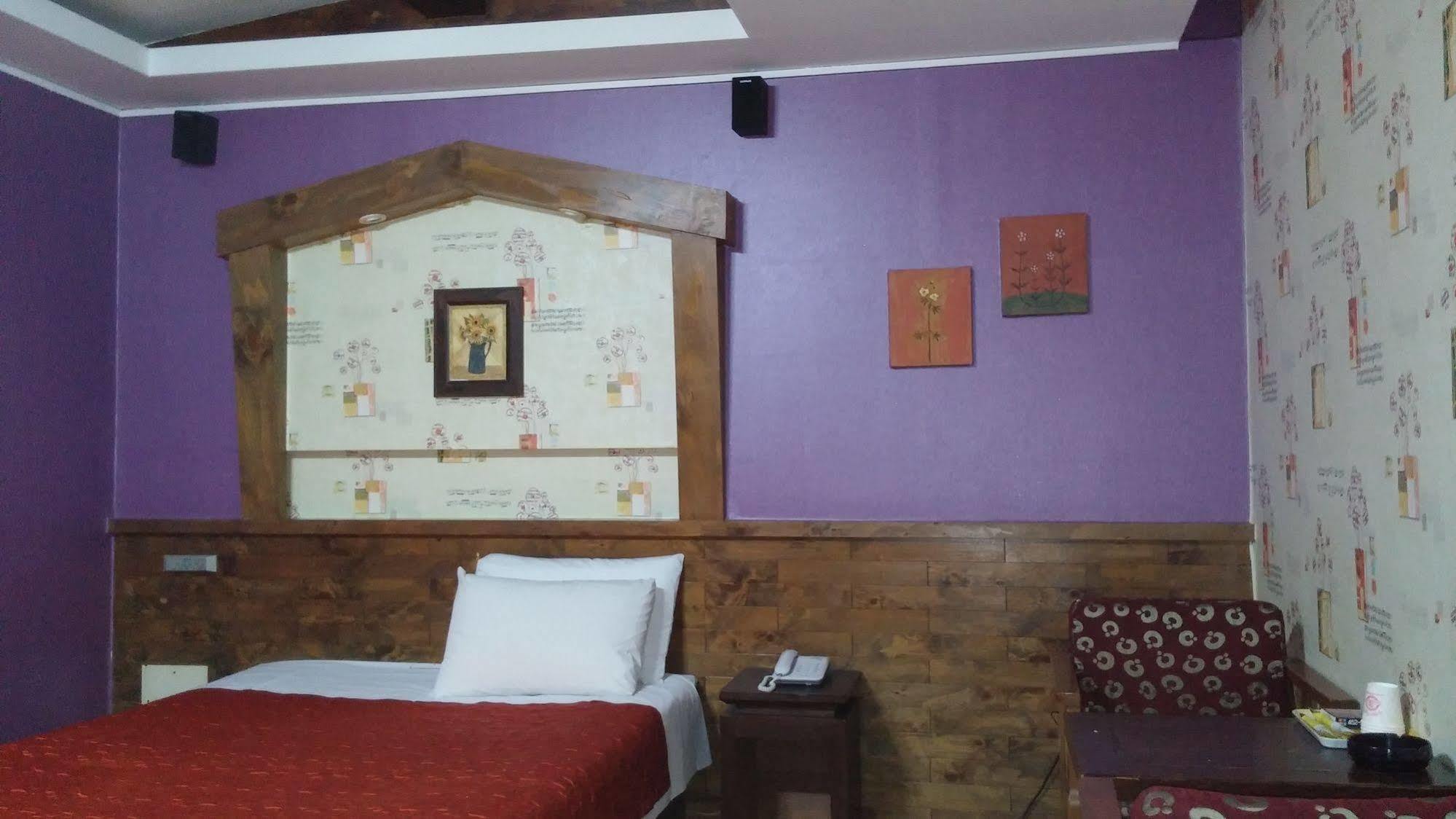 Cyber Motel Gunsan Esterno foto